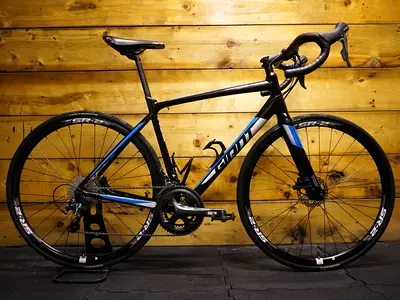 Giant Contend SL 2 Road Bike