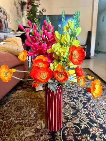 Vibrant Arrangement in Striped Wooden Vase (Wooden Vase with Flowers 40aed)