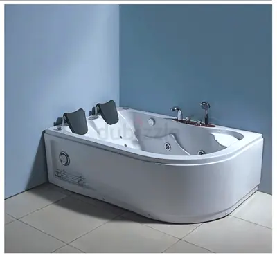 Luxurious Corner Bathtub with Massage Jets