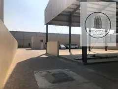 A prime opportunity for annual rent – ​​a yard with a canopy and offices in Al Sajaa Industria