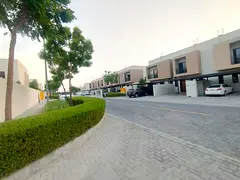 LUXURY VILLA | LARGE SPACES | FREEHOLD