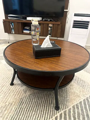Elegant Round Coffee Table with Chic Design