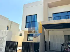 Single Row | Close To Amenities | End unit