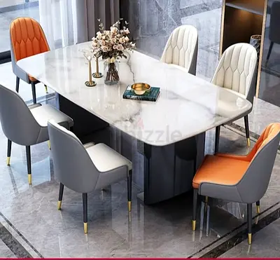 Elegant Modern Dining Table with Stylish Chairs
