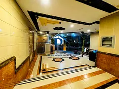 Ready to move luxury 2 bk with 3 bathroom with gym pool parking