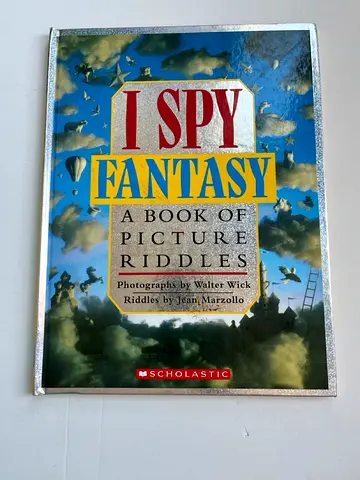 I Spy Fantasy: A Book of Picture Riddles