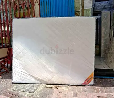 180x200cm king size mattress. Same day delivery available