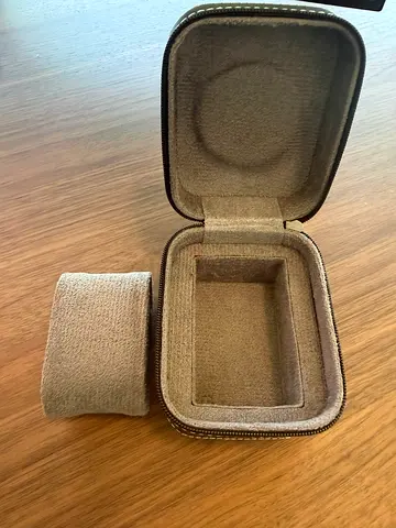 Black box for watches