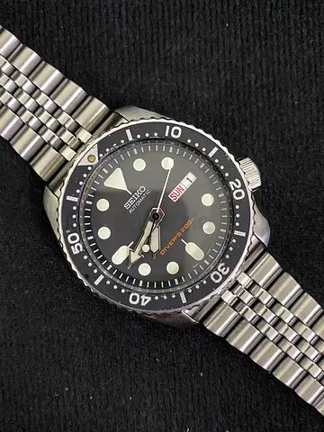 Discontinued Seiko Divers watch SKX007