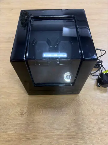 Automatic watch winder
