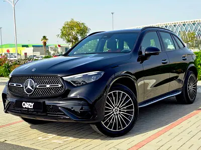 Mercedes GLC 200 AMG PREMIUM 4MATIC-GCC SPECS-LOW KM-WARRANTY  SERVICE UNTILL 10/2029 or 105000