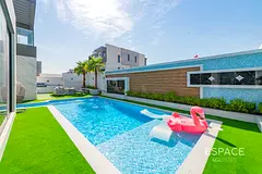 Modern - Private Pool - Spacious - Vacant