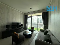 Vacant | Modern Unit | 2 Bedrooms Apartment