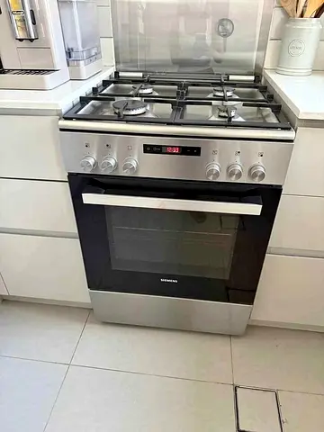 Siemens Top Gas oven Electric cooker 60 by 60cm