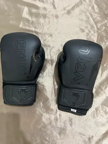 Venum Boxing Gloves - Size 10-OZ