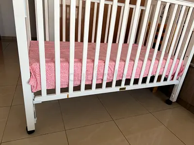 White Wooden Crib with Mattress