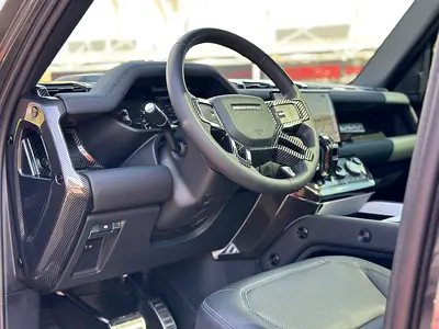 صورة 5 لـ 2025 LAND Rover DEFENDER