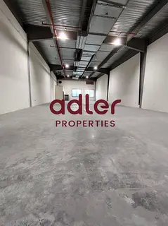 DISCOVER A STRATEGICALLY LOCATED WAREHOUSE IN AL WARSAN | PRACTICAL LAYOUT | HIGH CEILING | EASY CON