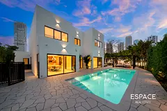 Incredibly Large Plot Turn Key Five bedro