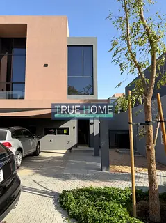 Charming 3 BR Robinia Townhouse CORNER