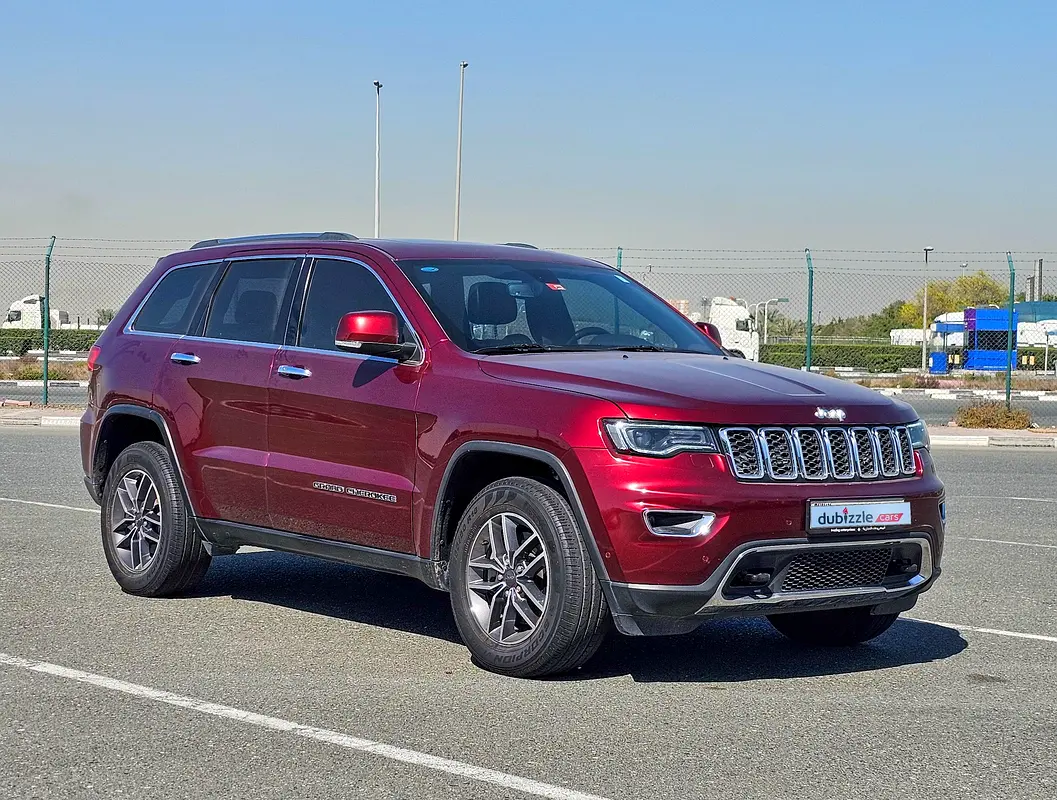 Jeep Grand Cherokee 2019 — photo 1 of 17