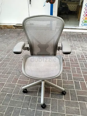 Im for selling Herman Miller Aeron chair size B and C available