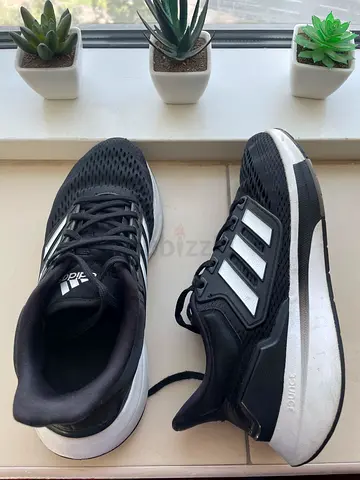 Adidas Bounce Running Shoes