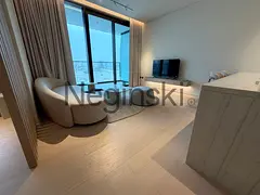 FULLY FURHISHED | MID FLOOR | GREAT LOCATION