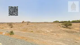 Townhouse land in Manama Square for 130,000