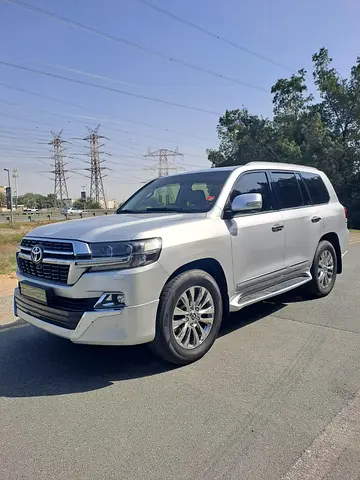TOYOTA LAND CRUISER 2021 GXR GRAND TOURING GCC V6 FULL OPTION VERY CLEAN CAR
