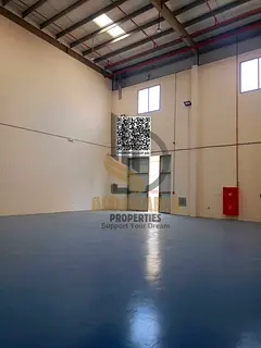 Warehouse for Rent in Umm Al Thuoob
