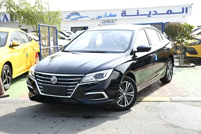 2025  MG MG5 1.5L Deluxe Edition with Ventilation Hot Seats driver + passenger ! 360 Degree Camera