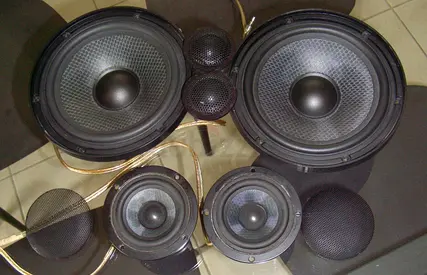 Rockford Fosgate Punch 225.2 and 3-way Speakers Set