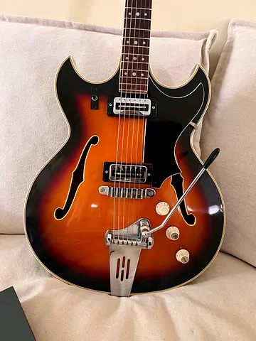 Hofner 1969 4578 (made in Germany)