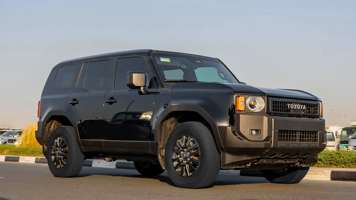 Toyota Prado 2026 — photo 1 of 14