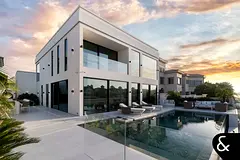 Best Priced Renovated Palm Villa - 5 Bed