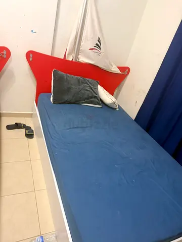 Stylish Childrens Bed with Blue Mattress