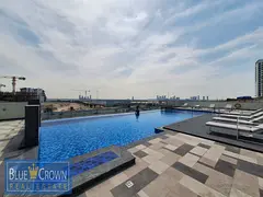 Luxury Apartment/Cheapest price/ Prime Location/ Burj, Creak view