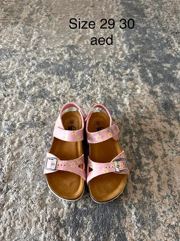 Sandals size 29