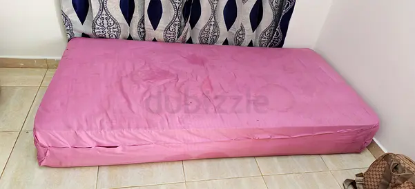 Single Thick Mattress – Negotiable – Pickup Sharjah