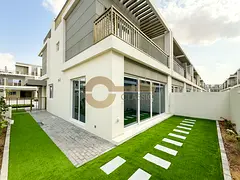 3BR Corner Townhouse | TH124E | Single Row