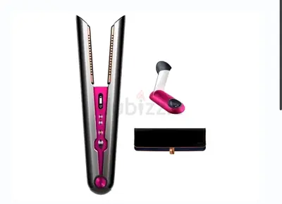 Fast Heating Hair Straightener with Ceramic Plates  Travel Carry Case
