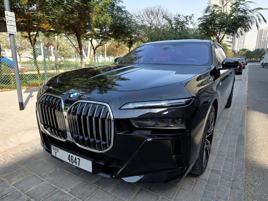 740i