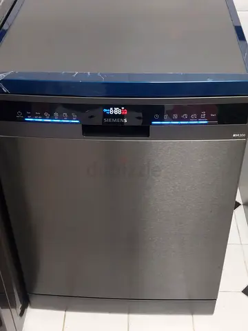 Model Siemens iQ300 WiFi Connect Three Rack Dishwasher Black Edition