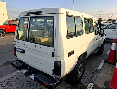 2025 Toyota LAND CRUISER 70 SERIES 照片 18