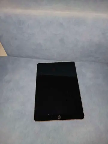 Apple iPad for Sale - Excellent Condition