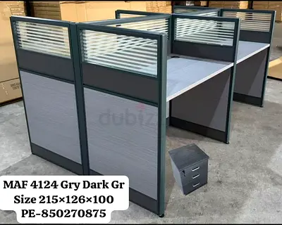 Modern Office Workstation with Privacy Panels4 person