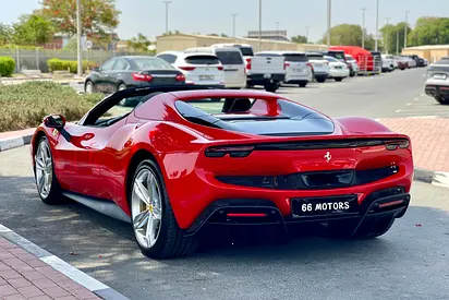 صورة مصغرة 7 لـ 2024 Ferrari 296 GTS