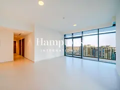 Luxury 2BR with Canal View | Huge Layout