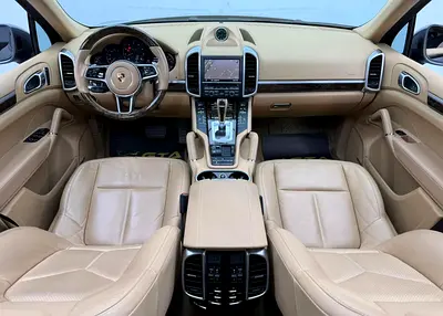2016 Porsche CAYENNE 照片 9